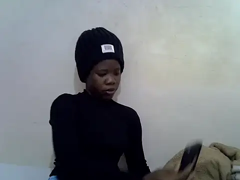 Snapshot of hey_its_andreana chatting on 03/09/26, 04:33 hey its andreana online show from 03/09/26, 04:33