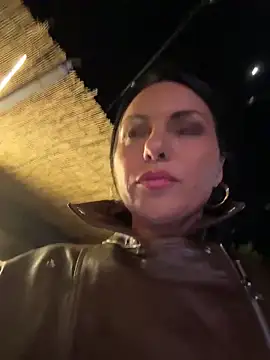 KimKelly13 online show from 04/25/26, 06:27
