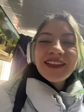 Snapshot of Broklinwhite_ chatting on 07/16/26, 01:06 Broklinwhite online show from 07/16/26, 01:06