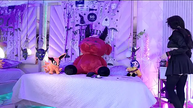 zephirahabney online show from 11/14/25, 03:44