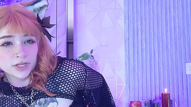 zephirahabney online show from 11/28/25, 02:42