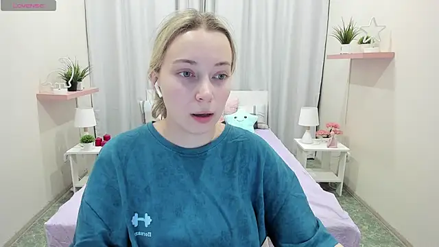 TiffanyBatson online show from 12/29/24, 12:12