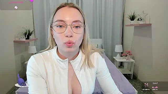 TiffanyBatson online show from 01/08/25, 02:14