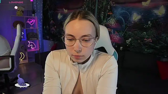 TiffanyBatson online show from 01/22/25, 10:40