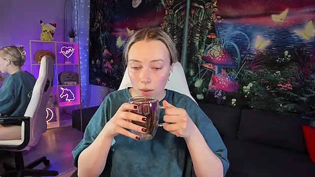 TiffanyBatson online show from 01/31/25, 10:20