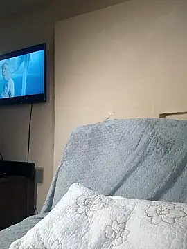 AntoniaHottie online show from 11/18/25, 09:36