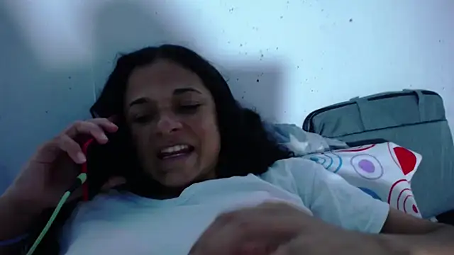 Snapshot of GiveLove1 chatting on 12/19/24, 11:14 GiveLove1 online show from 12/19/24, 11:14