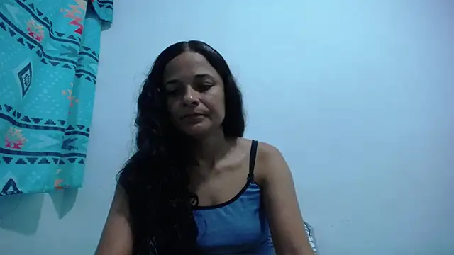 Snapshot of GiveLove1 chatting on 01/18/25, 05:52 GiveLove1 online show from 01/18/25, 05:52