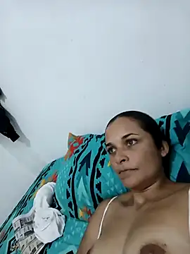 Snapshot of GiveLove1 chatting on 09/09/25, 09:03 GiveLove1 online show from 09/09/25, 09:03