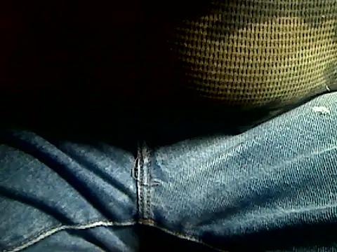 Snapshot of markluvskitty chatting on 02/19/26, 02:24 markluvskitty online show from 02/19/26, 02:24