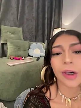 CHERRYY BOMB  online show from 06/28/26, 06:36