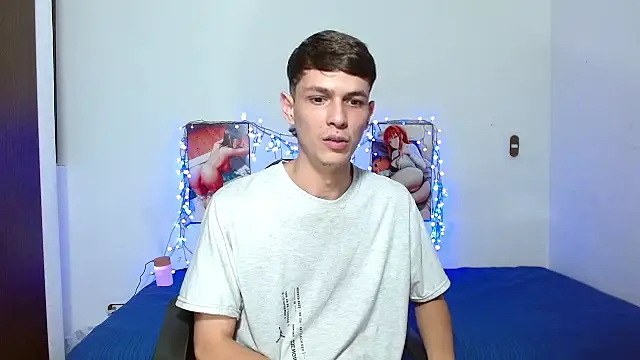 Snapshot of Lucho-Cole chatting on 03/19/26, 11:09 Lucho-Cole online show from 03/19/26, 11:09