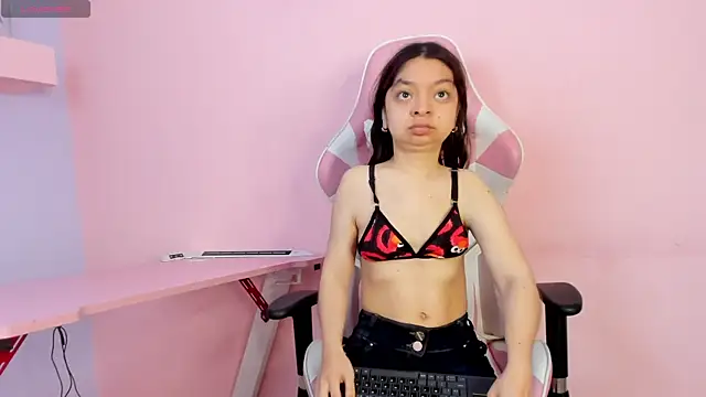 CharlotteMuller online show from 11/20/25, 07:35