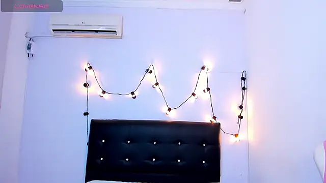 chanel brunette online show from 01/20/25, 05:59