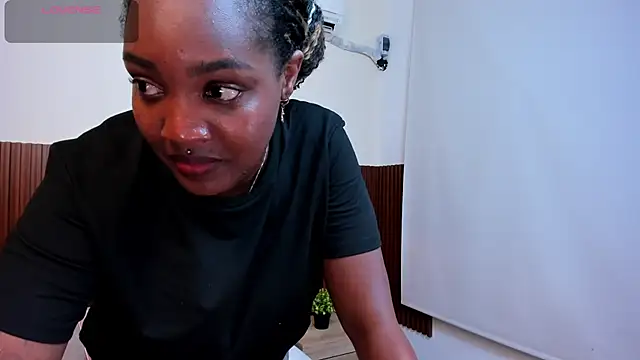 chanel brunette online show from 02/20/25, 05:51