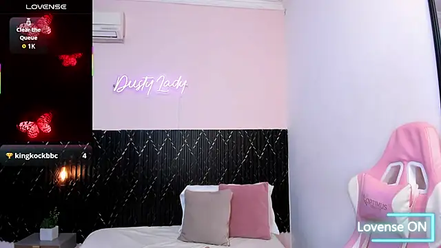 chanel brunette online show from 09/20/25, 09:05