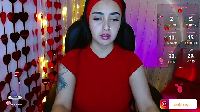 Snapshot of AmberGoddess_ chatting on 03/01/25, 01:43 AmberGoddess online show from 03/01/25, 01:43
