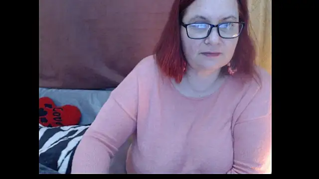 PlayfullMature online show from 04/28/26, 04:01