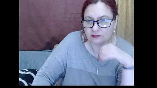 Snapshot of PlayfullMature chatting on 05/05/26, 08:50 PlayfullMature online show from 05/05/26, 08:50