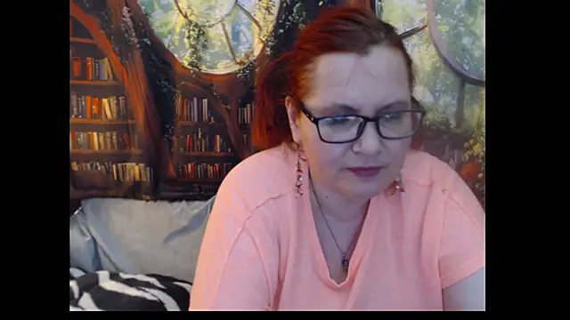 Snapshot of PlayfullMature chatting on 05/26/26, 01:51 PlayfullMature online show from 05/26/26, 01:51