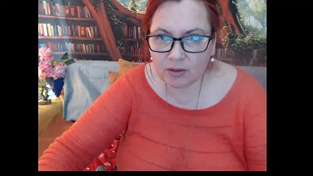 Snapshot of PlayfullMature chatting on 06/12/26, 01:43 PlayfullMature online show from 06/12/26, 01:43