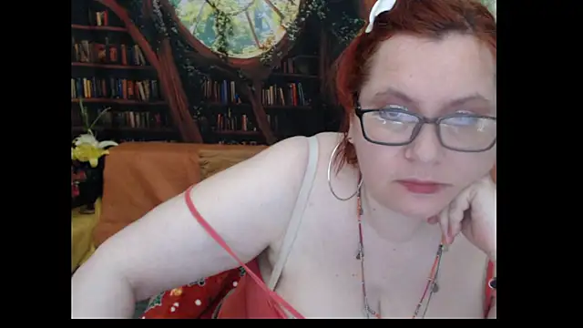 Snapshot of PlayfullMature chatting on 07/09/26, 07:18 PlayfullMature online show from 07/09/26, 07:18