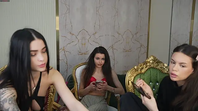 Tina Breeze online show from 03/11/25, 08:20