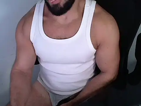 Snapshot of TopDaddy23 chatting on 06/04/26, 02:45 TopDaddy23 online show from 06/04/26, 02:45