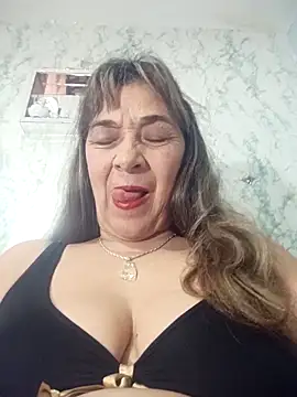 Snapshot of biancchi chatting on 09/17/25, 10:55 biancchi online show from 09/17/25, 10:55