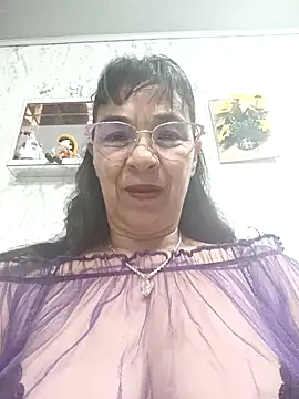 Snapshot of biancchi chatting on 03/27/26, 01:00 biancchi online show from 03/27/26, 01:00