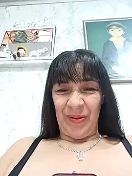 Snapshot of biancchi chatting on 05/05/26, 02:58 biancchi online show from 05/05/26, 02:58