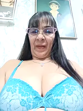 Snapshot of biancchi chatting on 05/11/26, 11:49 biancchi online show from 05/11/26, 11:49