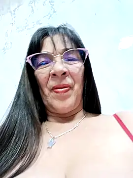 Snapshot of biancchi chatting on 05/19/26, 12:27 biancchi online show from 05/19/26, 12:27