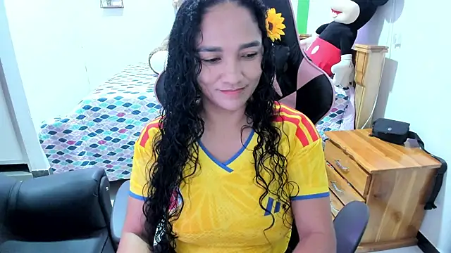 rayza mature 154 online show from 06/07/26, 06:33