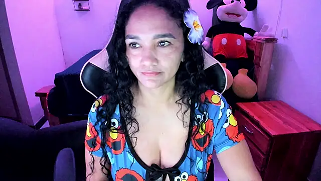 rayza mature 154 online show from 06/13/26, 03:54