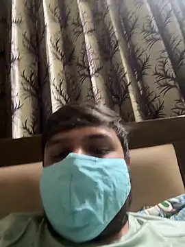 Snapshot of Parth-26 chatting on 05/05/26, 07:00 Parth-26 online show from 05/05/26, 07:00