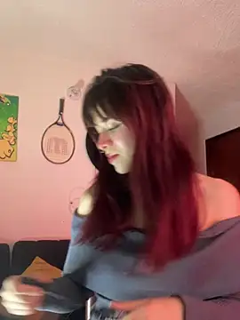 SuzzyyM online show from 06/26/26, 12:04