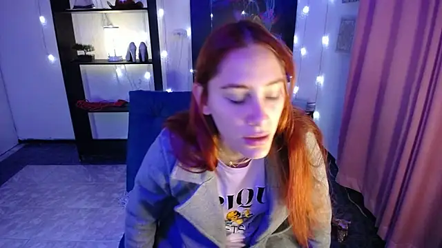 IsaBaileys  online show from 01/21/25, 02:37