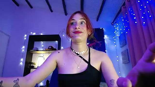 IsaBaileys  online show from 02/12/25, 01:19