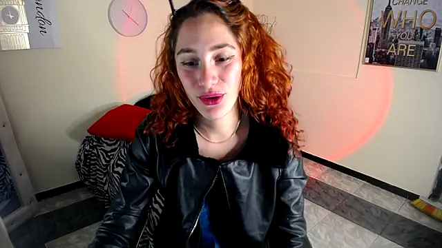 IsaBaileys  online show from 03/21/25, 01:13