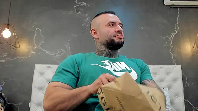 BruceDallas online show from 12/14/24, 12:44