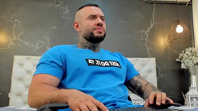 BruceDallas online show from 12/22/24, 10:47