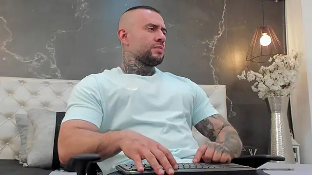 BruceDallas online show from 03/11/25, 11:04