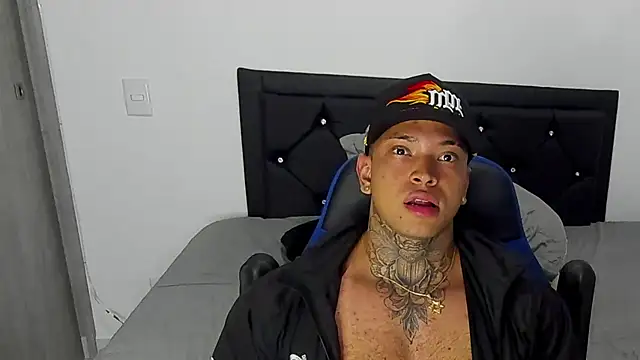 Stiven collins online show from 01/24/25, 05:42