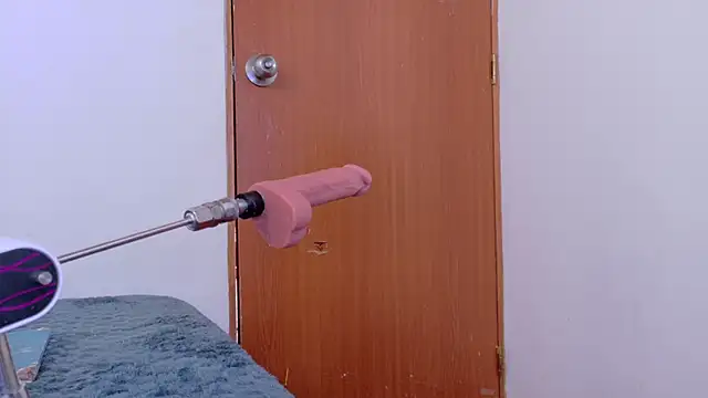 Snapshot of ale_blossom chatting on 03/09/26, 05:06 ale blossom online show from 03/09/26, 05:06