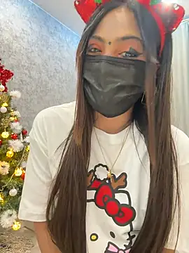 Snapshot of Monalisadon018 chatting on 12/25/24, 04:11 Monalisadon018 online show from 12/25/24, 04:11