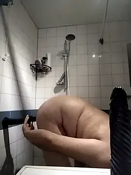 Knuffelstaaf123 online show from 11/10/25, 05:56