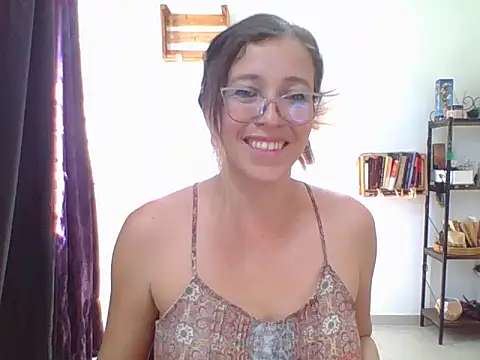 charlott ponce online show from 10/28/25, 07:38