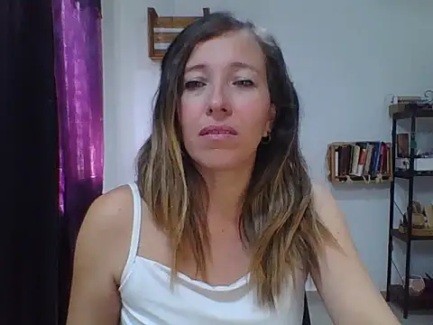 charlott ponce online show from 11/07/25, 06:41