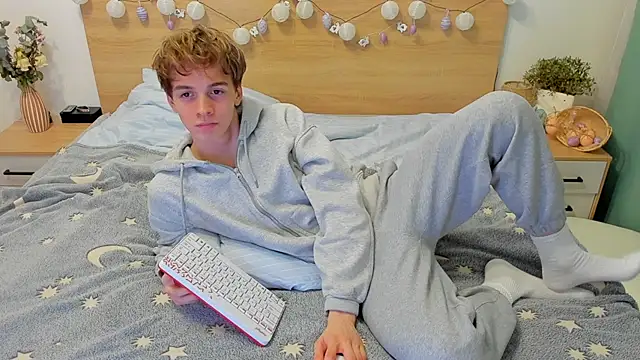 Fandi 777 online show from 03/21/25, 05:12